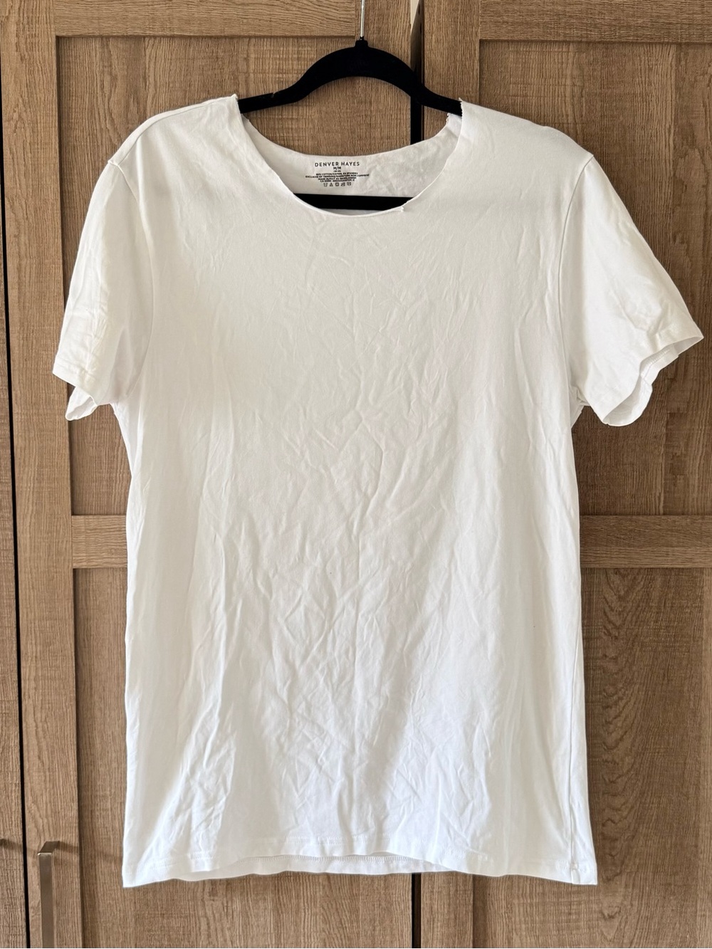 Denver Hayes BRAND NEW Unisex White Short-Sleeve Crewneck Tee/Undershirt SZ.M
